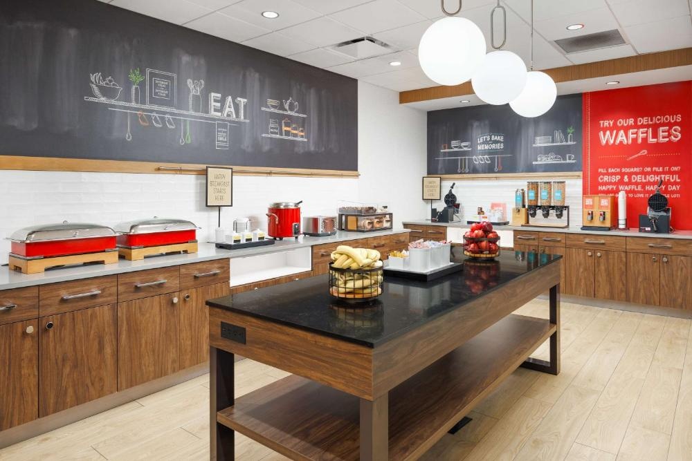 Hampton Inn By Hilton Knoxville-West At Cedar Bluff